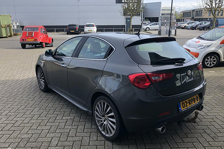 Alfa Romeo Giulietta 1.6 JTDm Distinctive/ verkocht